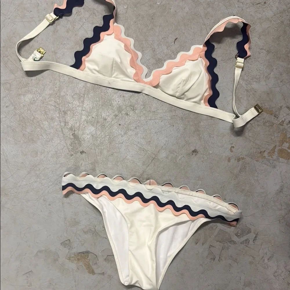 Cream and Pink Scalloped Bikini Set HUBBA HUBBA - Size Large NWOT